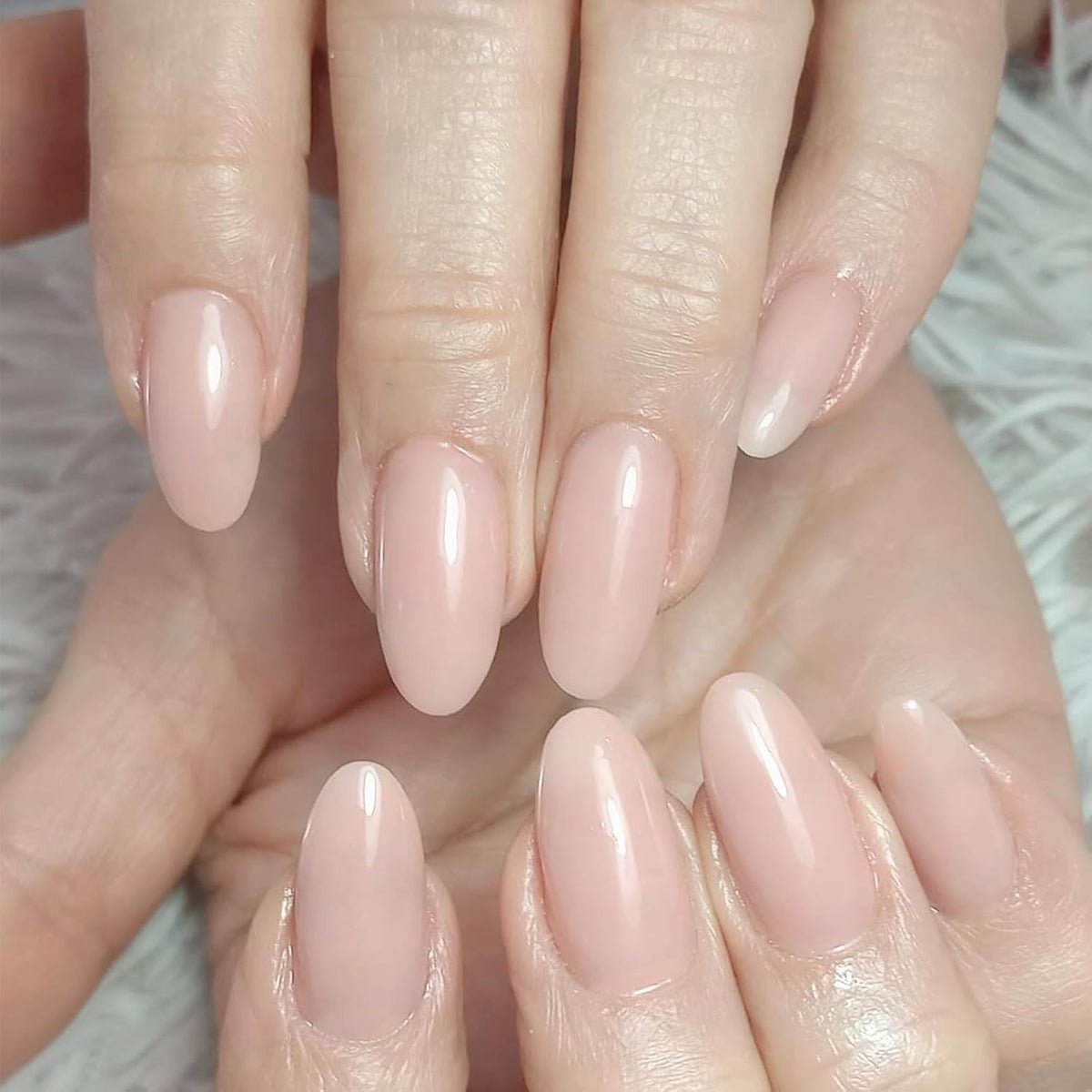 Oval Press on Nails Short Fake Nails, 240Pcs Pale Pink Nails Press on Almond False Nail Full Cover Acrylic Nail for Women and Girls
