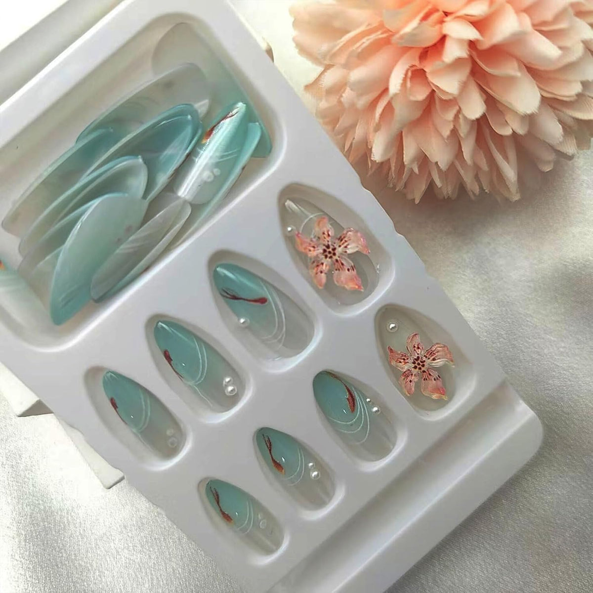 Cat Eye Press on Nails Medium Almond Fake Nails with 3D Flower White Pearl Lines Designs Glossy Nails Press Ons Blue Gradient Glue on Nails Summer Acrylic Artificial Stick on Nails for Women 24Pcs